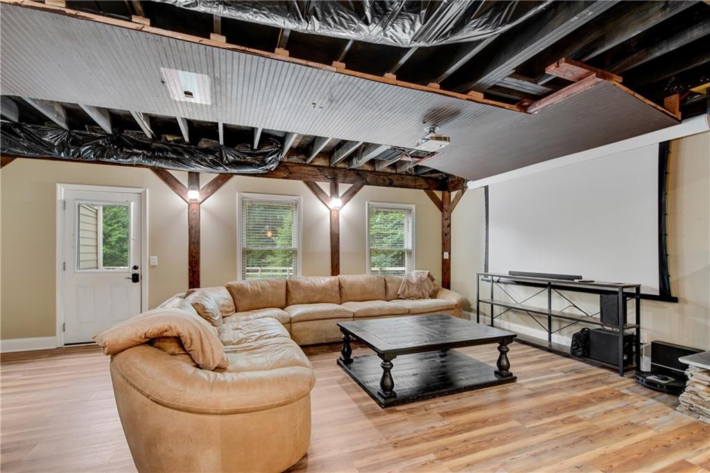 4310 Fairfax Drive