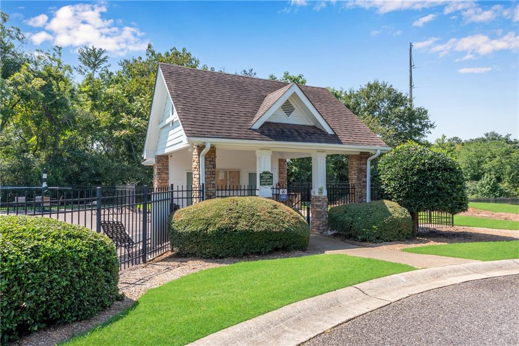 4310 Fairfax Drive