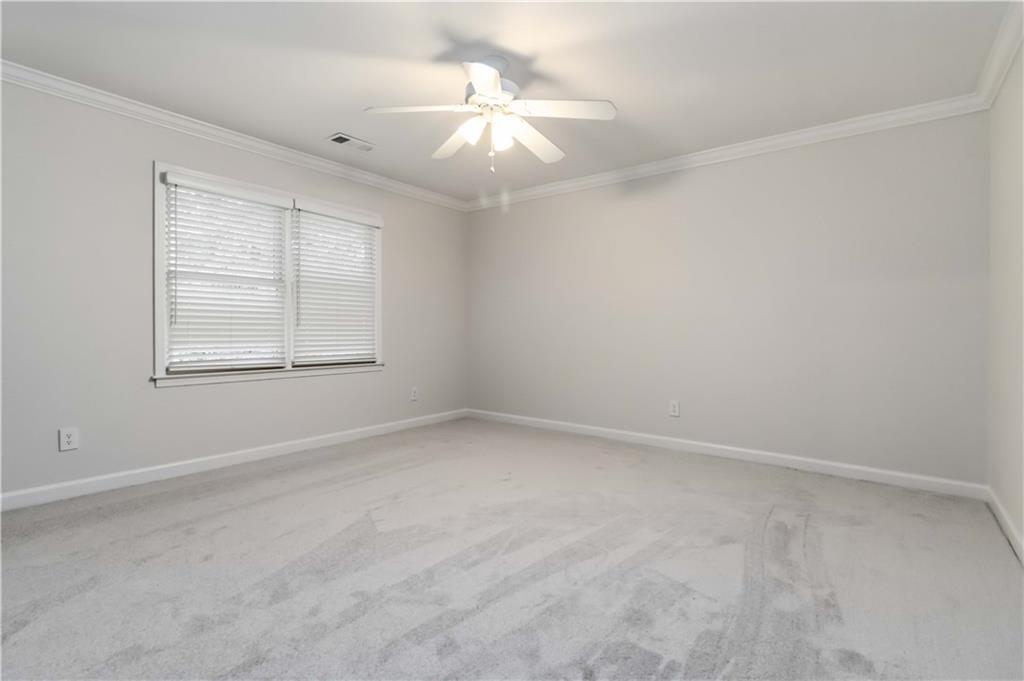 890 Ferncroft Court