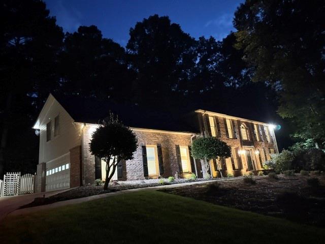 890 Ferncroft Court