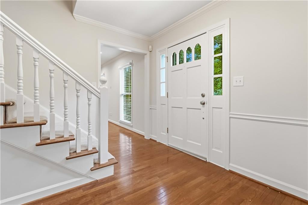 890 Ferncroft Court