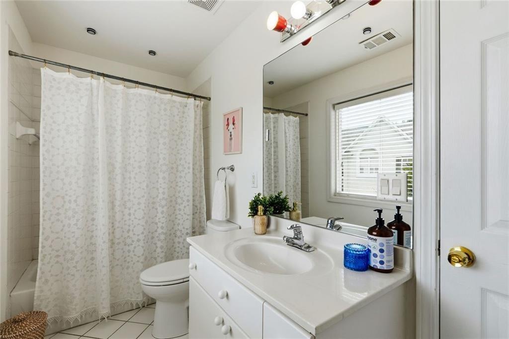 1366 Brookhaven Village Circle NE