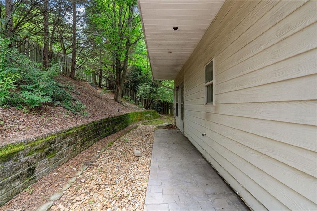 1366 Brookhaven Village Circle NE