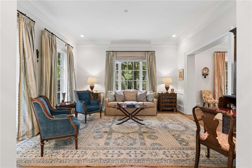 39 W Wesley Road NW Unit 1