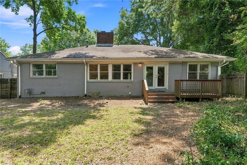 208 Midvale Drive NE