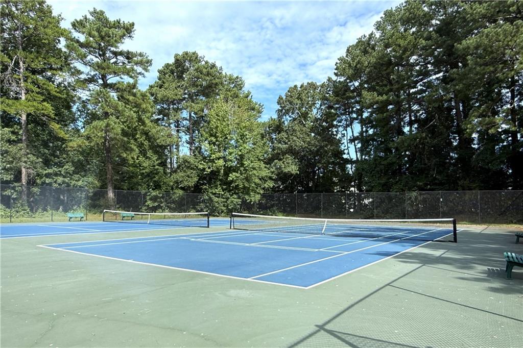 1363 Pavilion Court