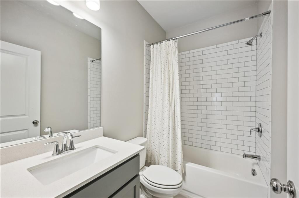 1339 Callahan Cove SE