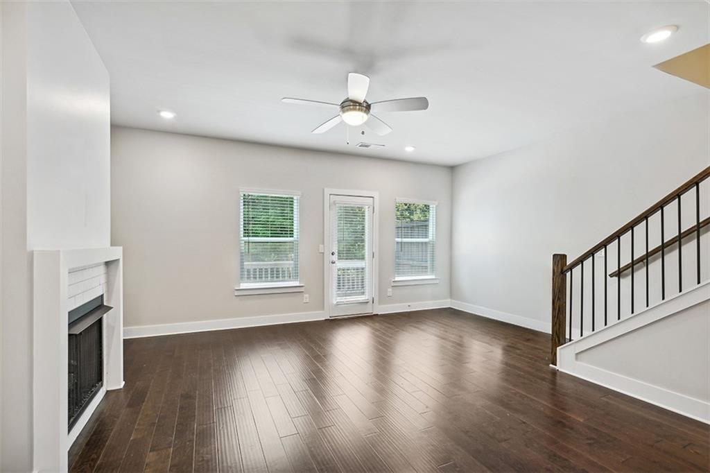 1339 Callahan Cove SE