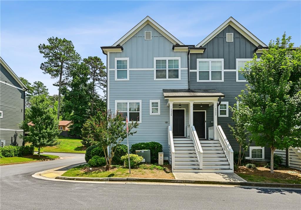 1339 Callahan Cove SE