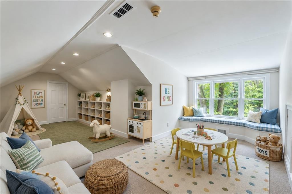1037 Davis Drive