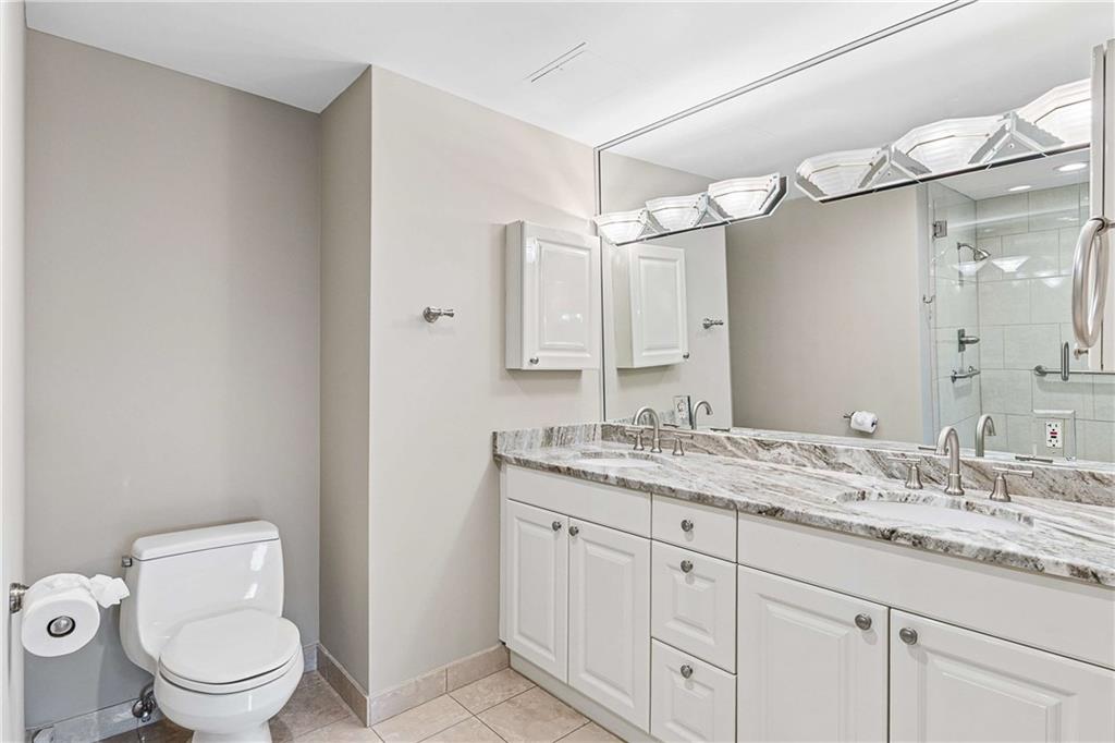 700 Park Regency Place NE Unit 707