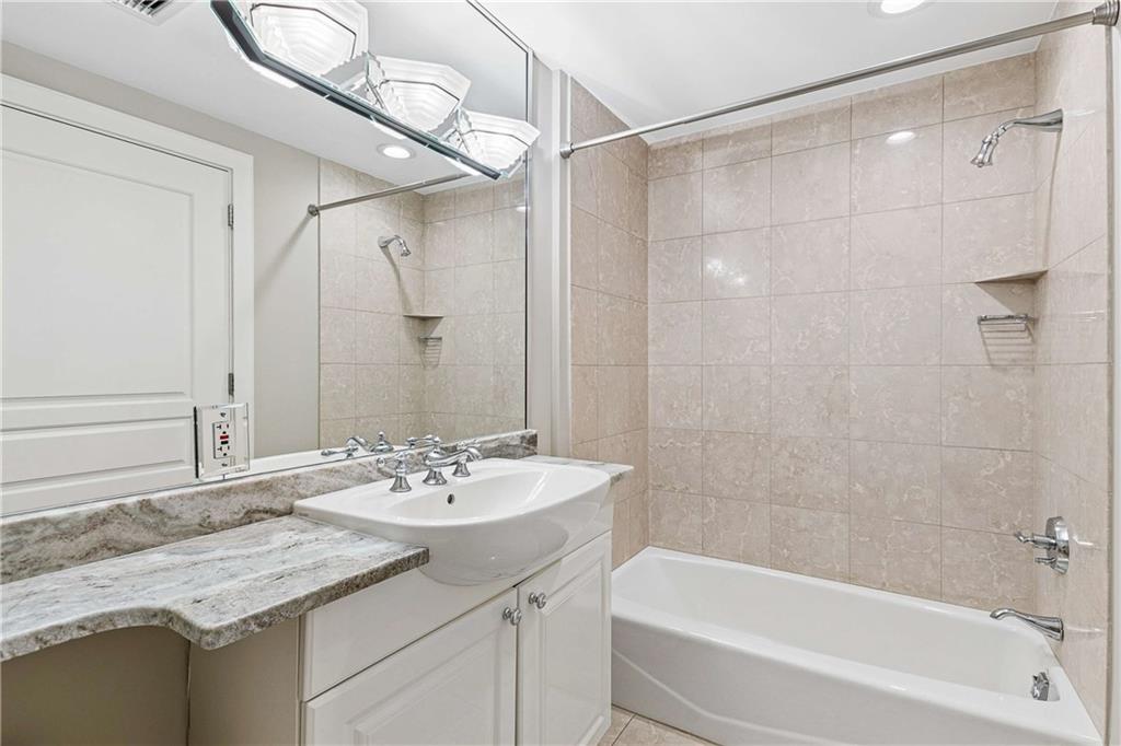 700 Park Regency Place NE Unit 707