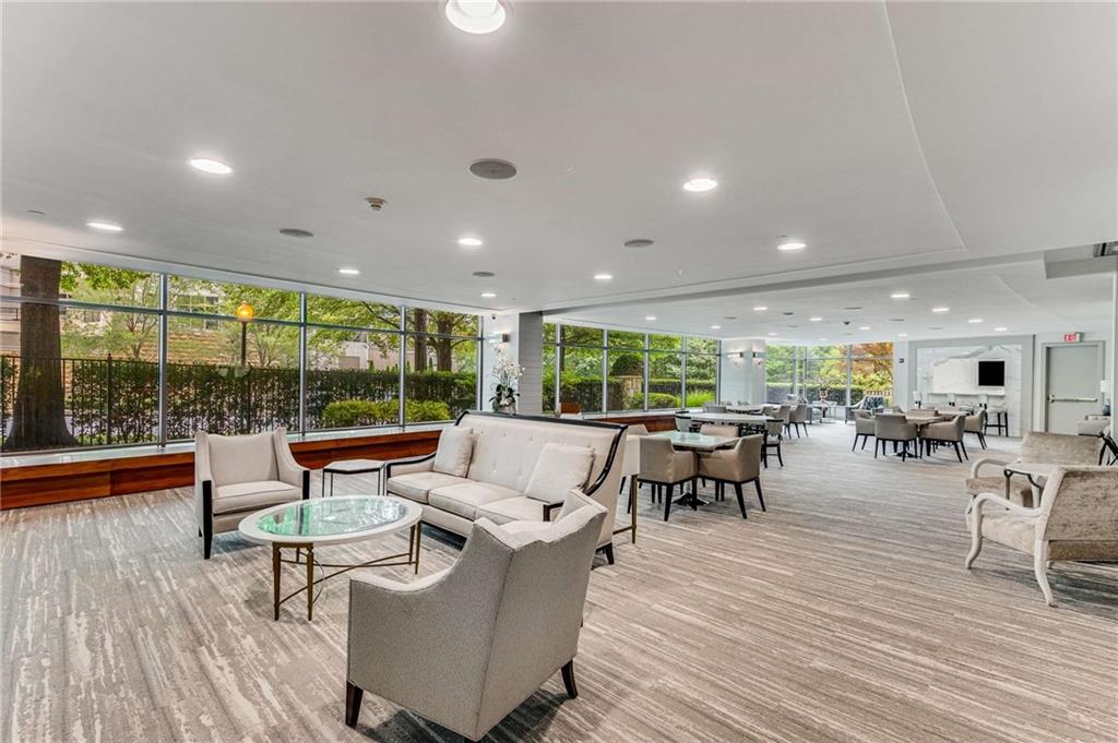 700 Park Regency Place NE Unit 707