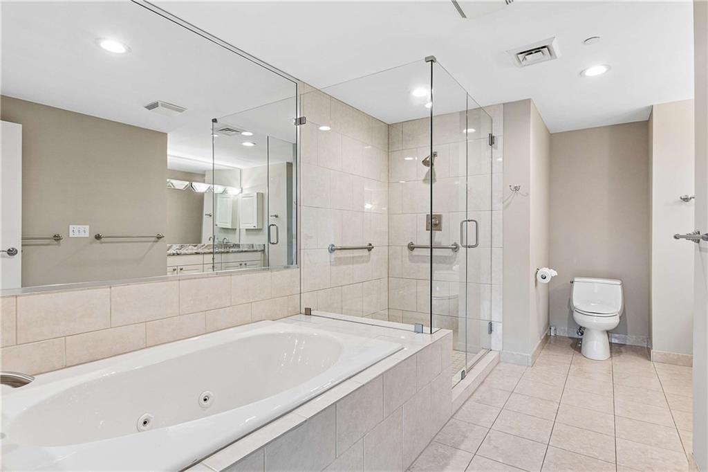 700 Park Regency Place NE Unit 707