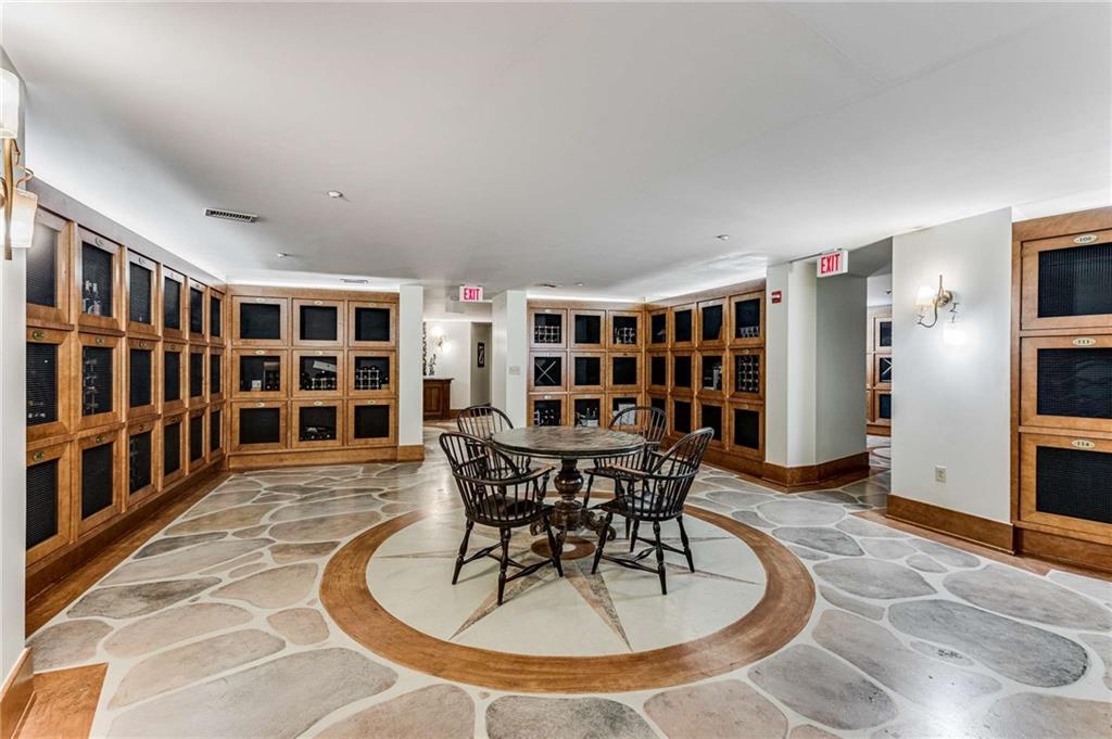 700 Park Regency Place NE Unit 707
