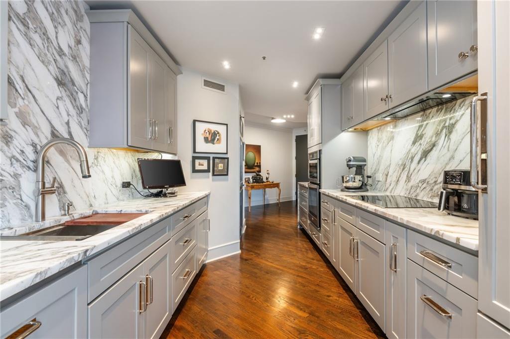 2660 Peachtree Road NW Unit 12C