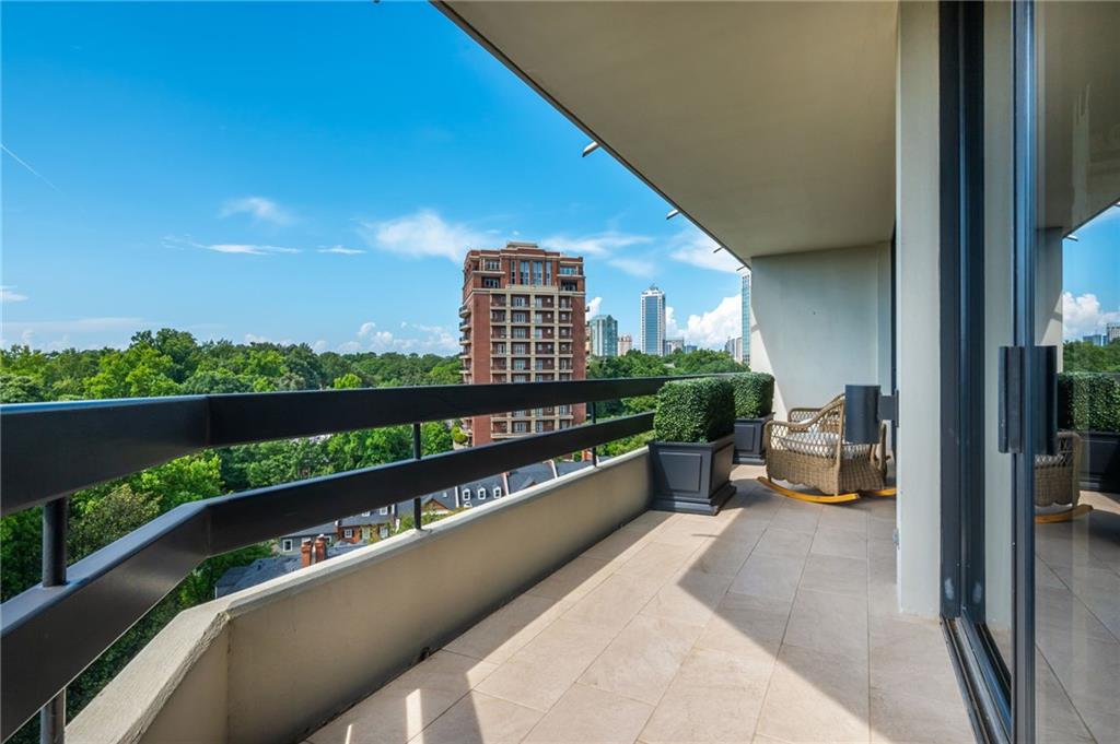 2660 Peachtree Road NW Unit 12C