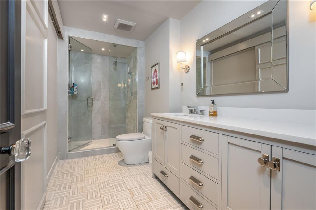 2660 Peachtree Road NW Unit 12C