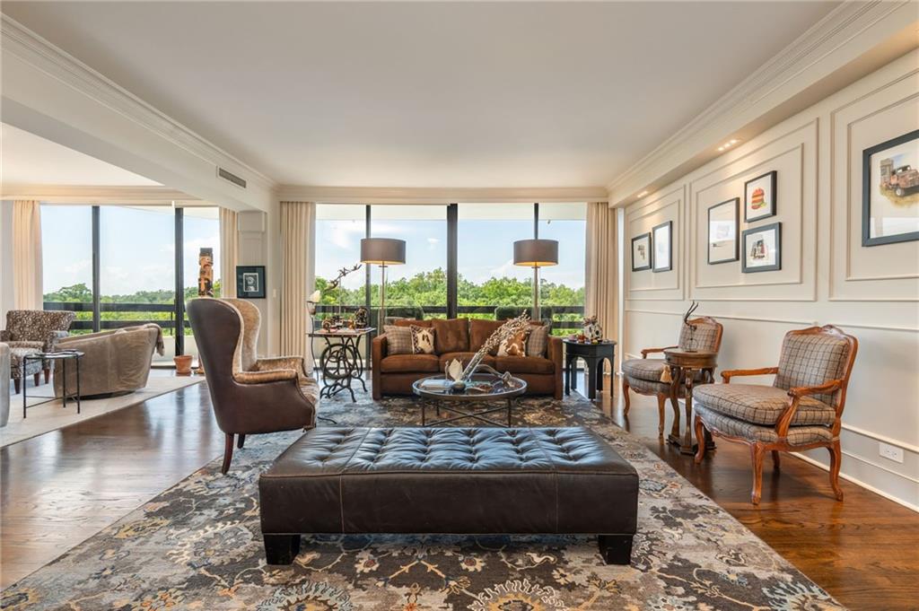 2660 Peachtree Road NW Unit 12C
