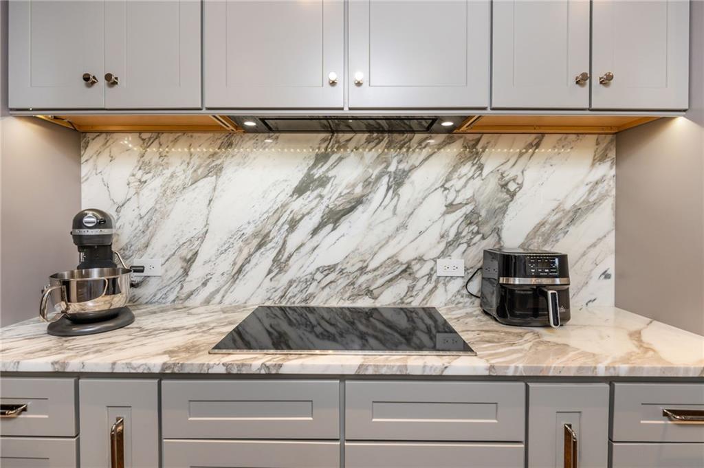 2660 Peachtree Road NW Unit 12C