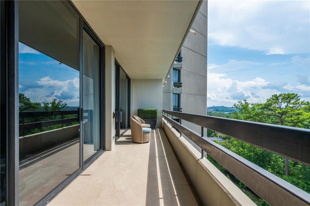 2660 Peachtree Road NW Unit 12C