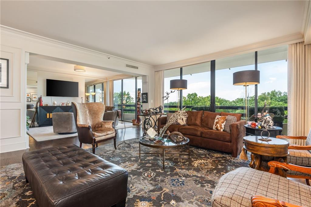 2660 Peachtree Road NW Unit 12C