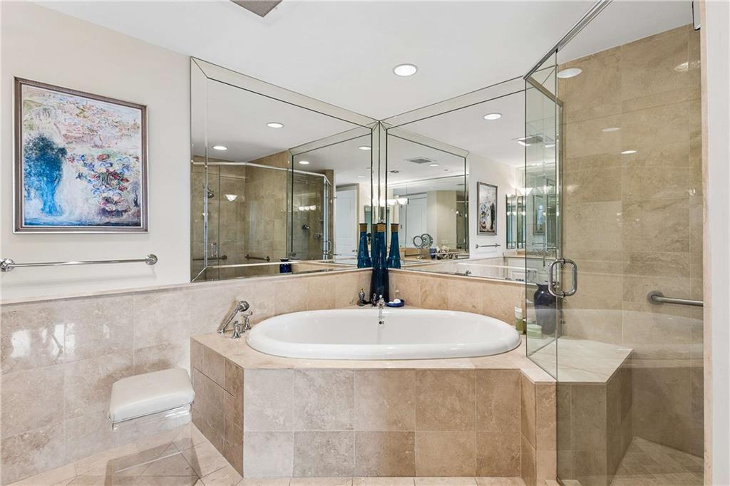 750 Park Avenue NE Unit 19W