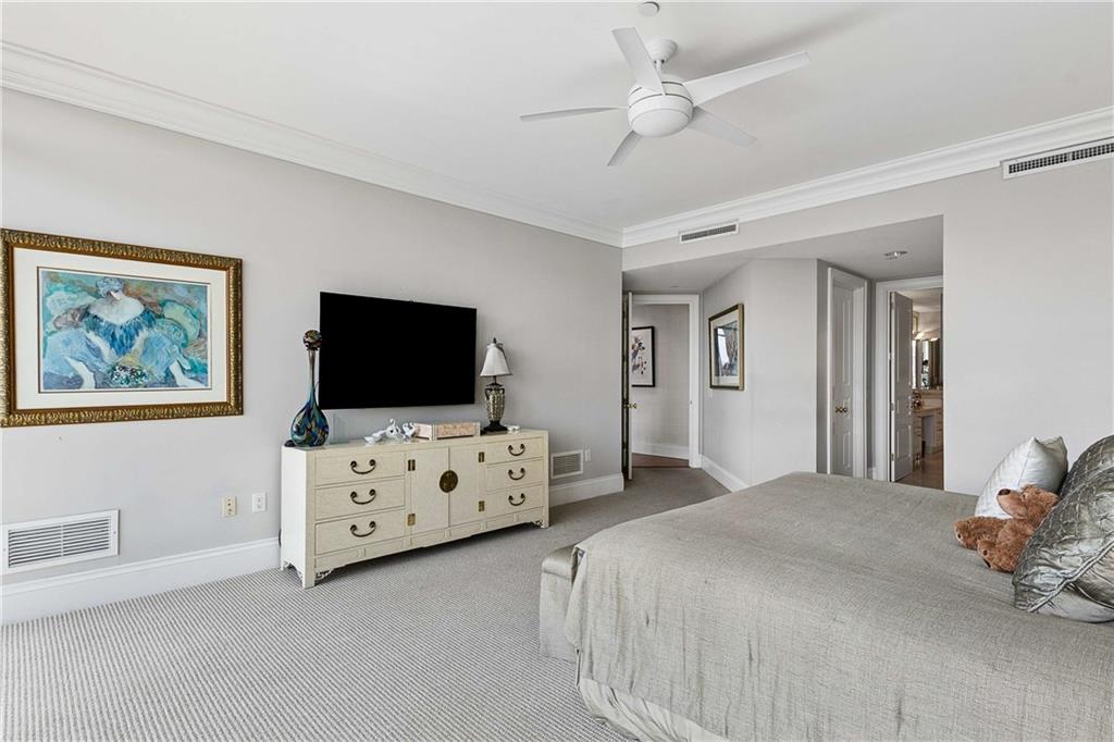 750 Park Avenue NE Unit 19W
