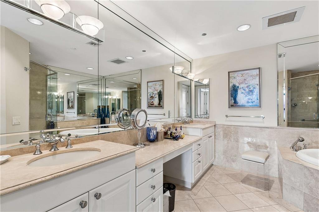 750 Park Avenue NE Unit 19W