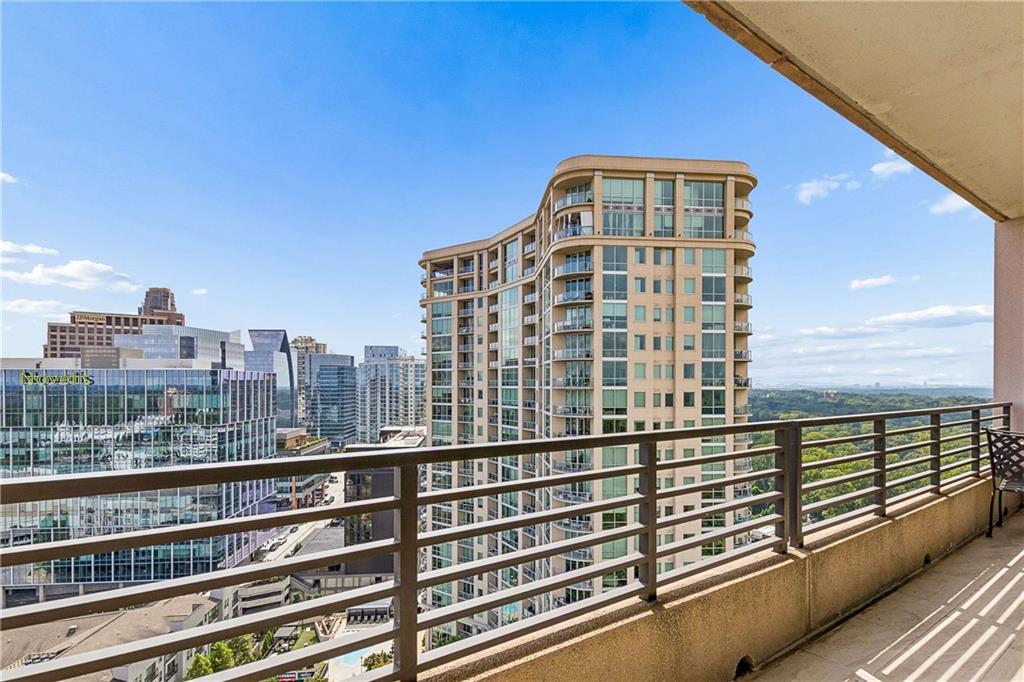 750 Park Avenue NE Unit 19W