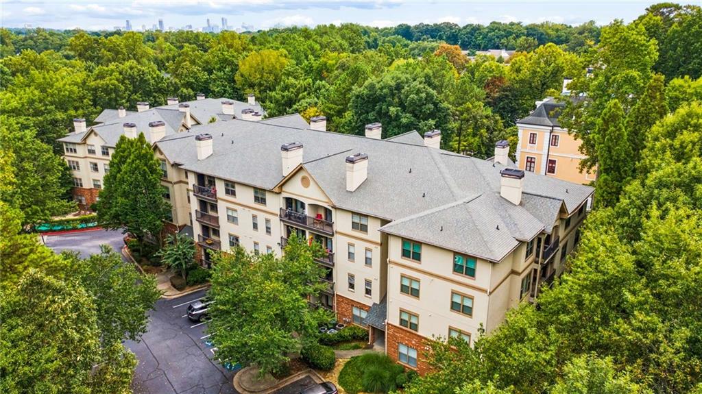 5559 Glenridge Drive Unit 1110
