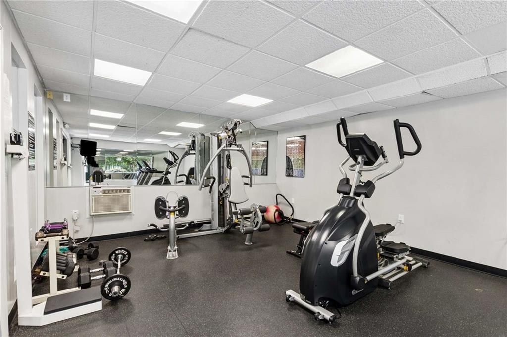 5559 Glenridge Drive Unit 1110