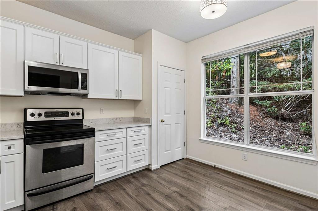 5559 Glenridge Drive Unit 1110