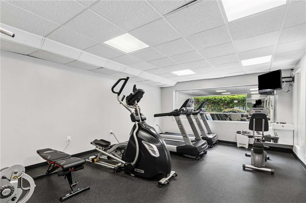 5559 Glenridge Drive Unit 1110