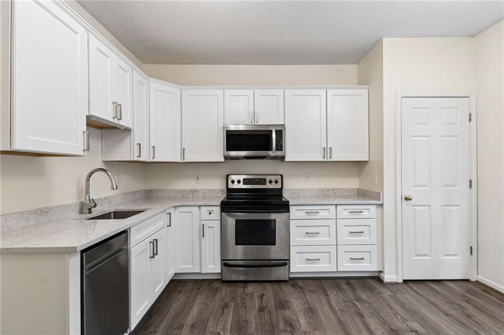 5559 Glenridge Drive Unit 1110