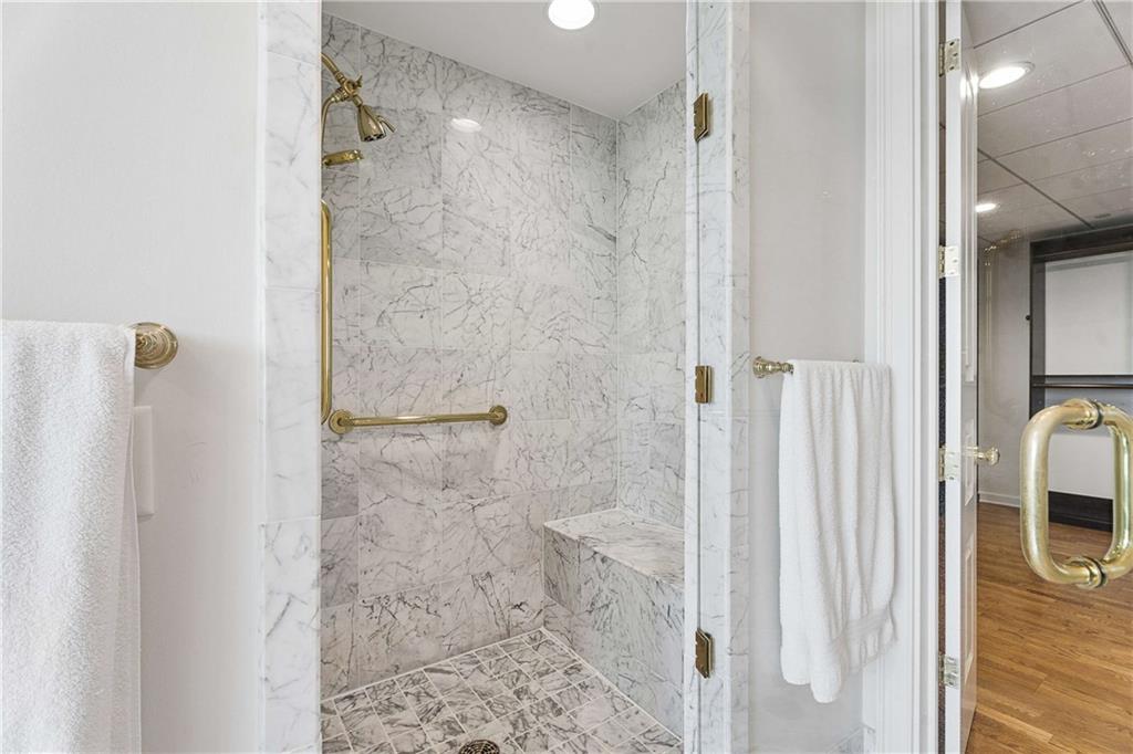 750 Park Avenue NE Unit 15SE
