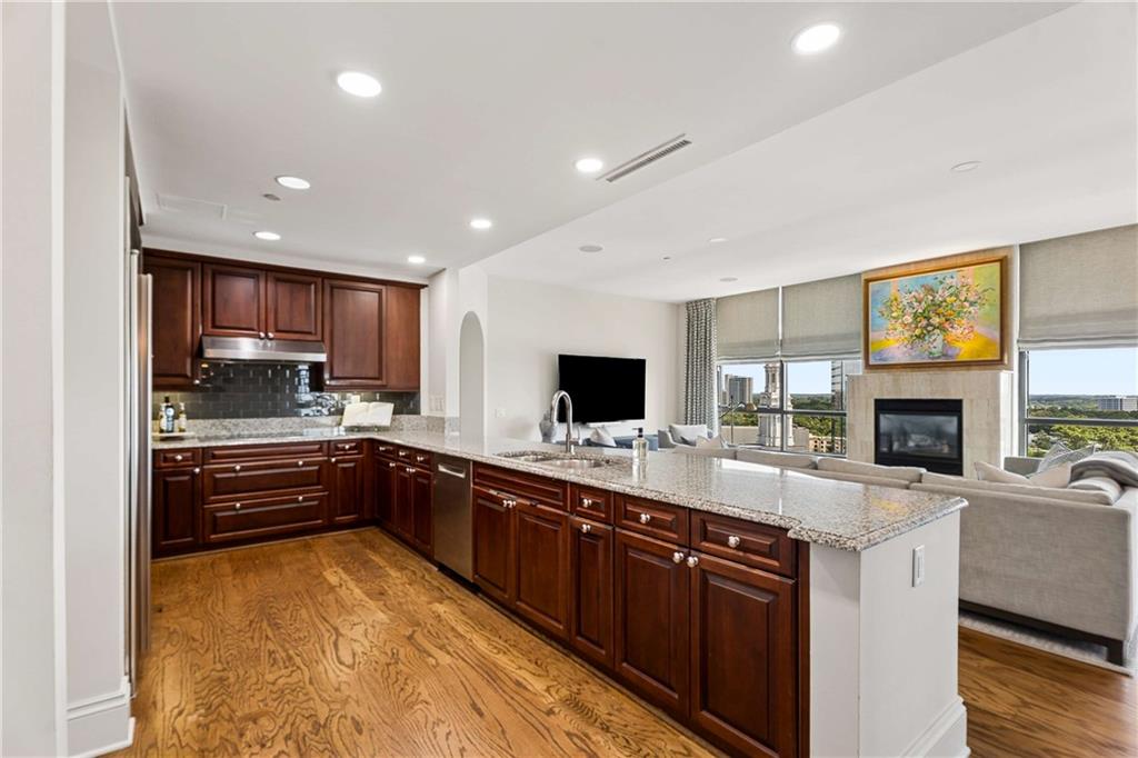 750 Park Avenue NE Unit 15SE