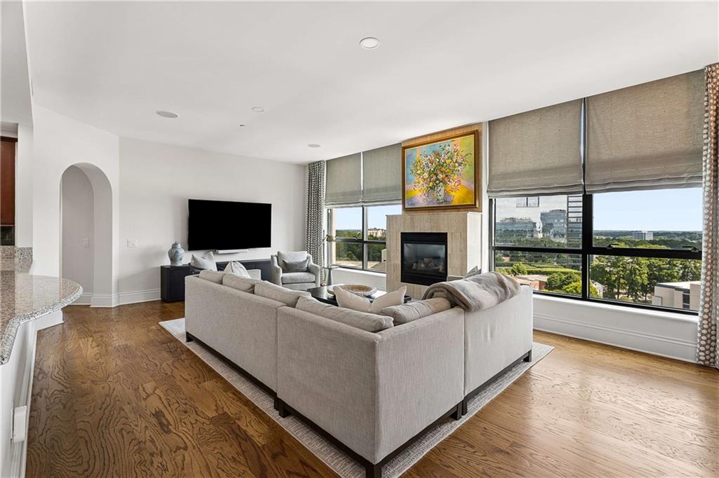 750 Park Avenue NE Unit 15SE