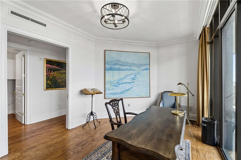 750 Park Avenue NE Unit 15SE