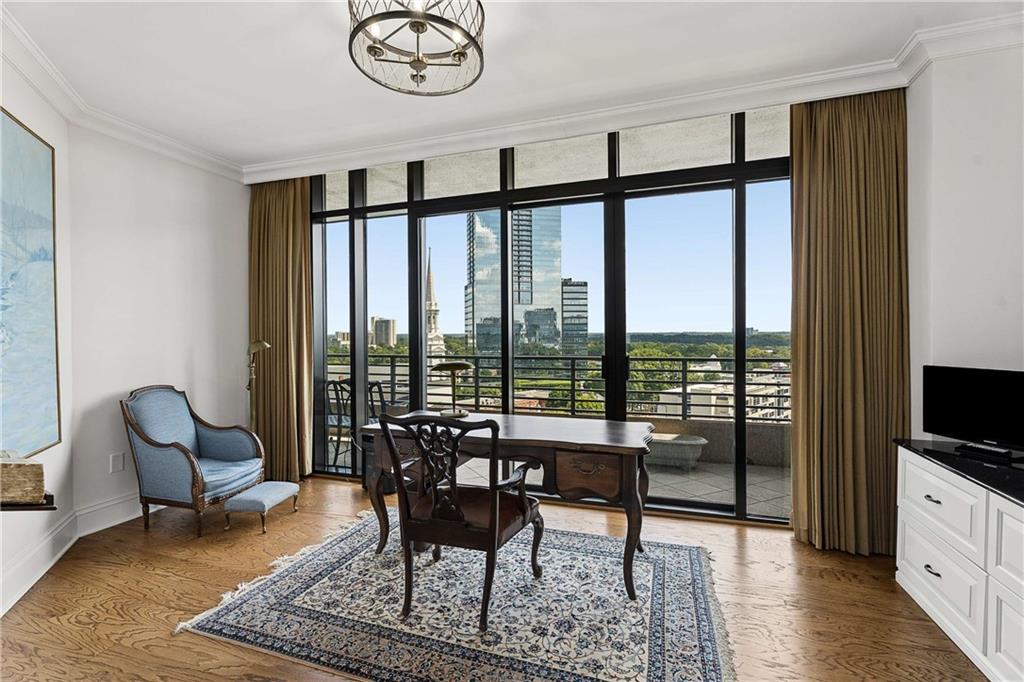 750 Park Avenue NE Unit 15SE