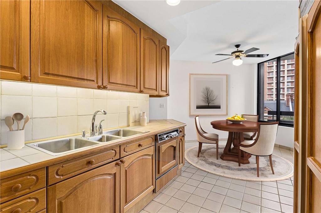 2660 Peachtree Road NW Unit 6D