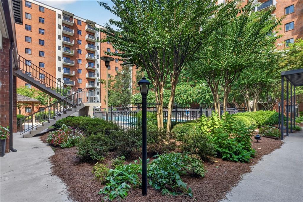 300 Johnson Ferry Road NE Unit B315