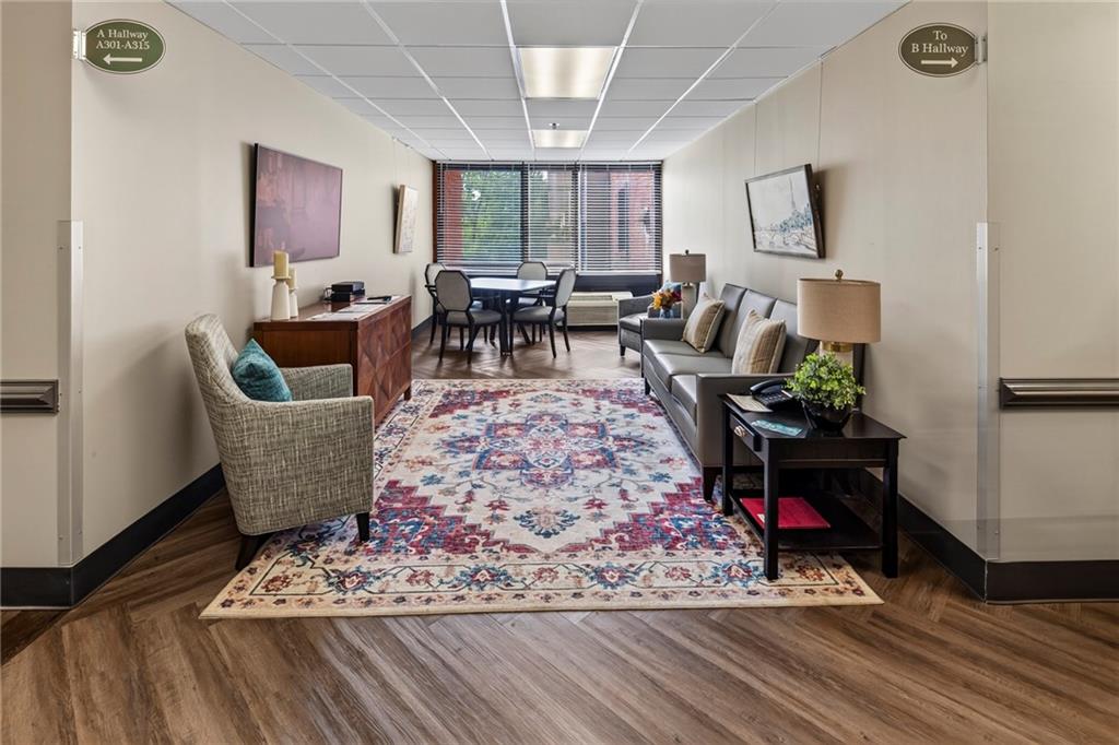 300 Johnson Ferry Road NE Unit B315