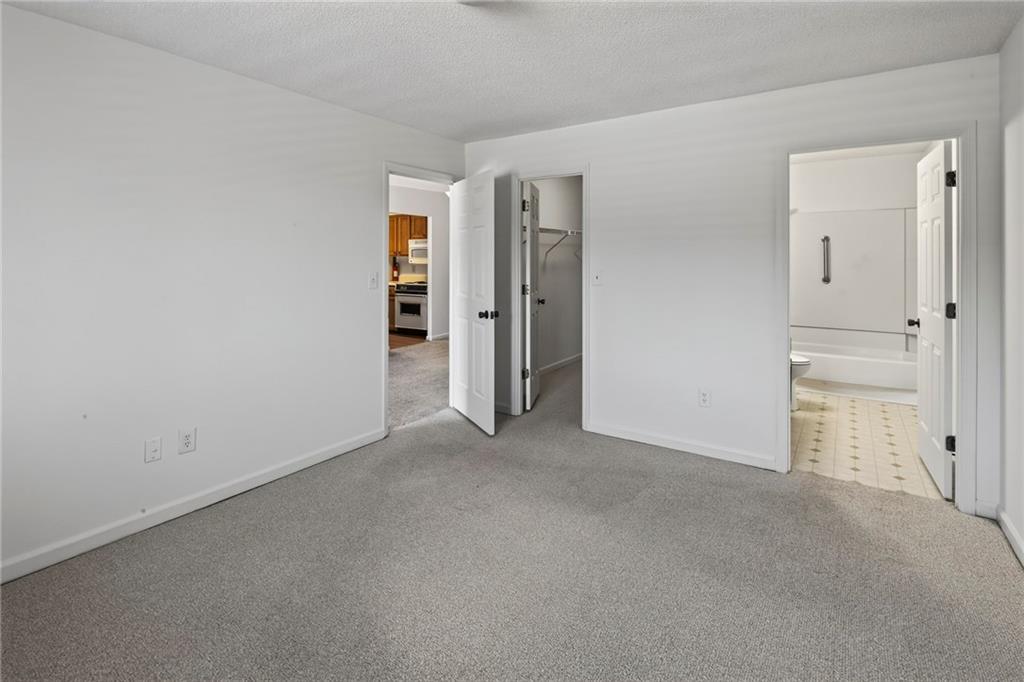 300 Johnson Ferry Road NE Unit B315