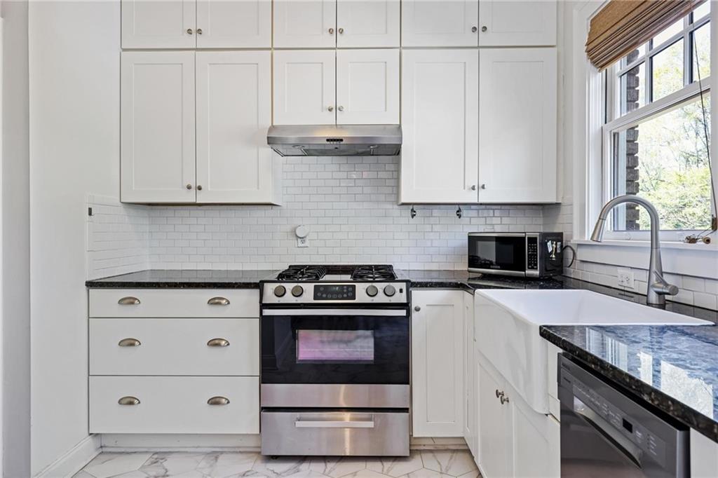 907 Piedmont Avenue NE Unit 11