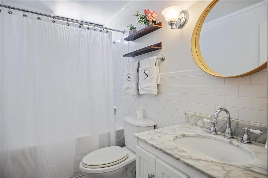 907 Piedmont Avenue NE Unit 11