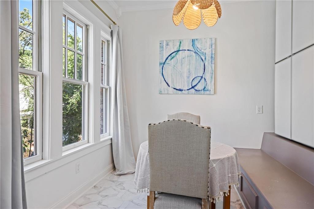 907 Piedmont Avenue NE Unit 11