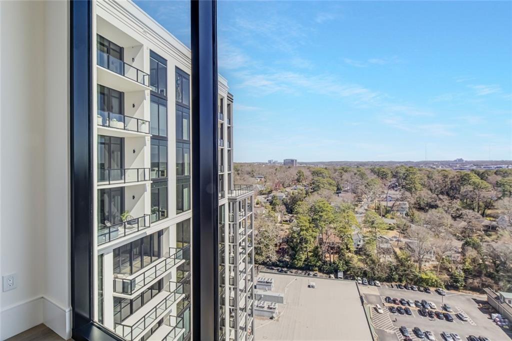 2425 Peachtree Road NE Unit 1605