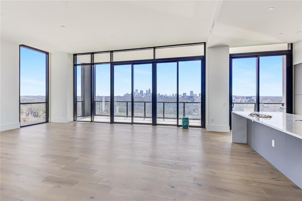 2425 Peachtree Road NE Unit 1605