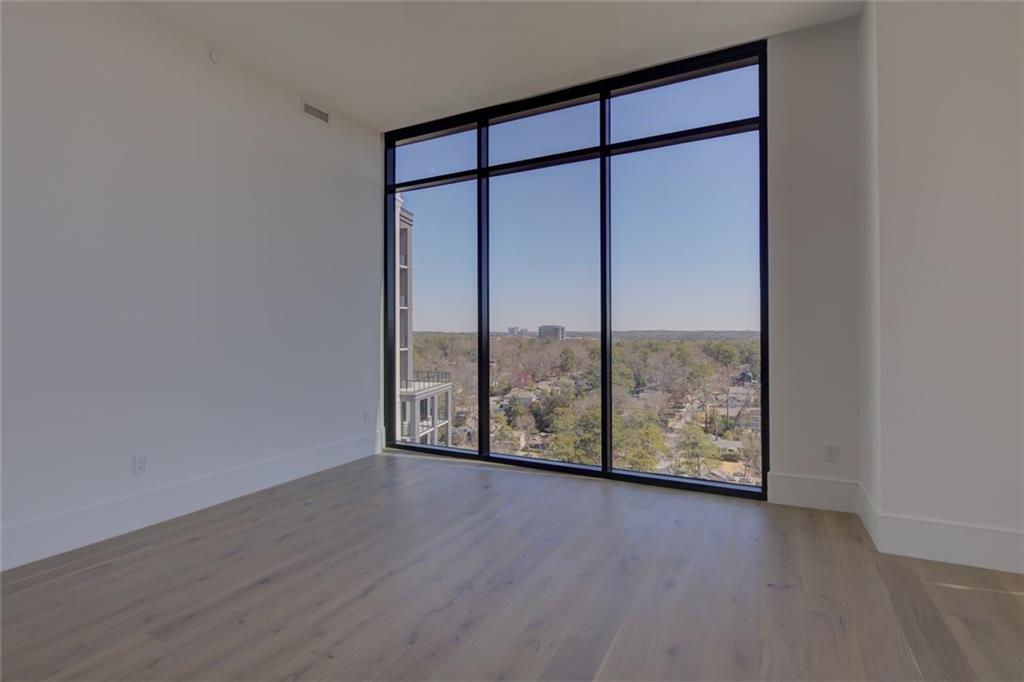 2425 Peachtree Road NE Unit 1605